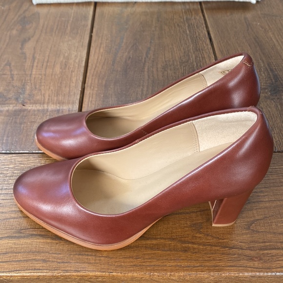 Clarks Kaylin Cara Heels size 8 M - Picture 4 of 9